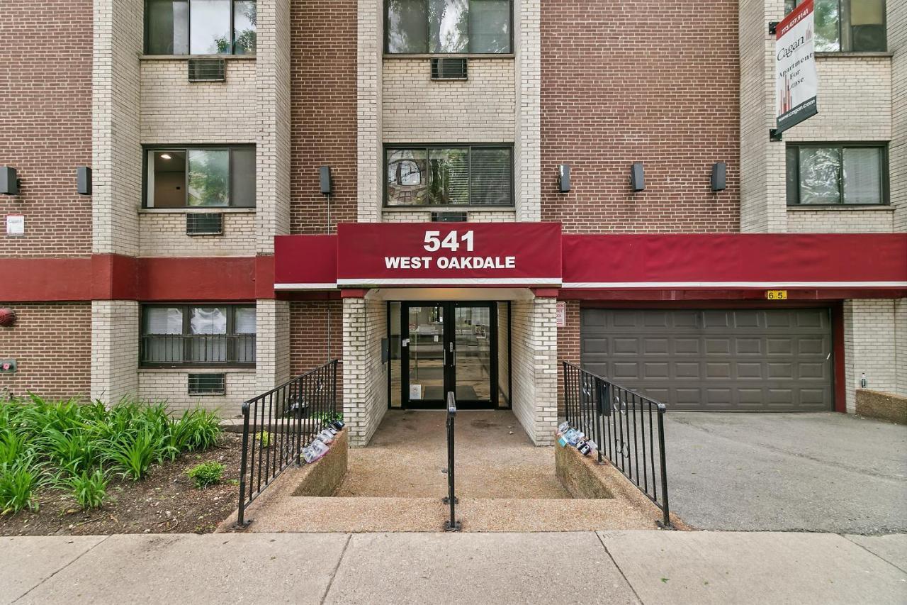 Stunning 1Br Apartment At Center Of Lakeview - Oakdale 211 Чикаго Экстерьер фото