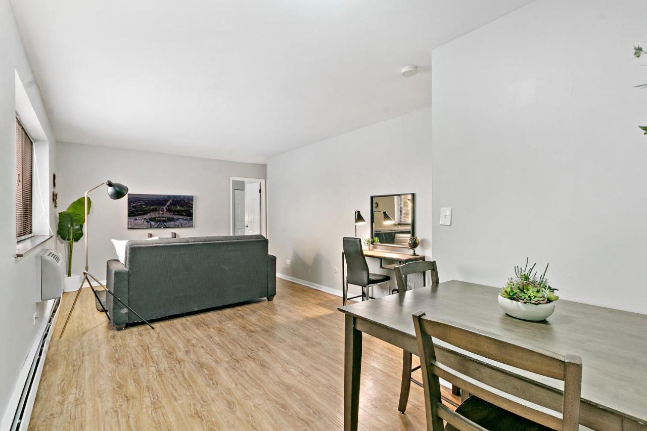 Stunning 1Br Apartment At Center Of Lakeview - Oakdale 211 Чикаго Экстерьер фото